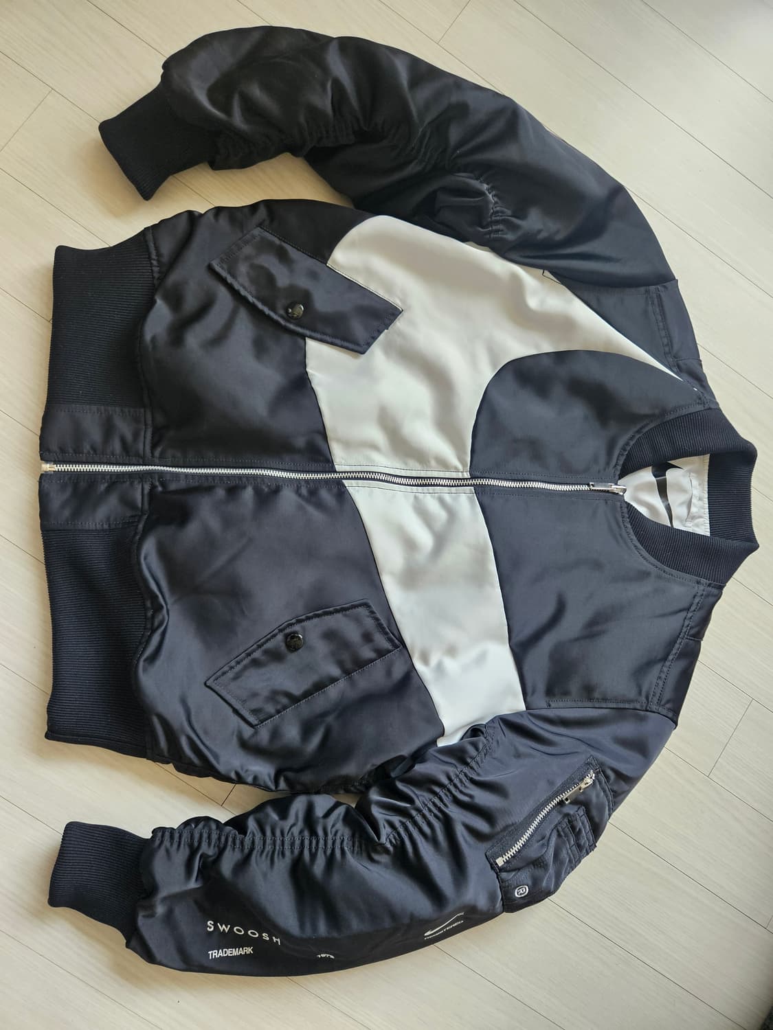 (정품) 나이키 스우시 양면 봄버 자켓 블랙 M 상품이미지5