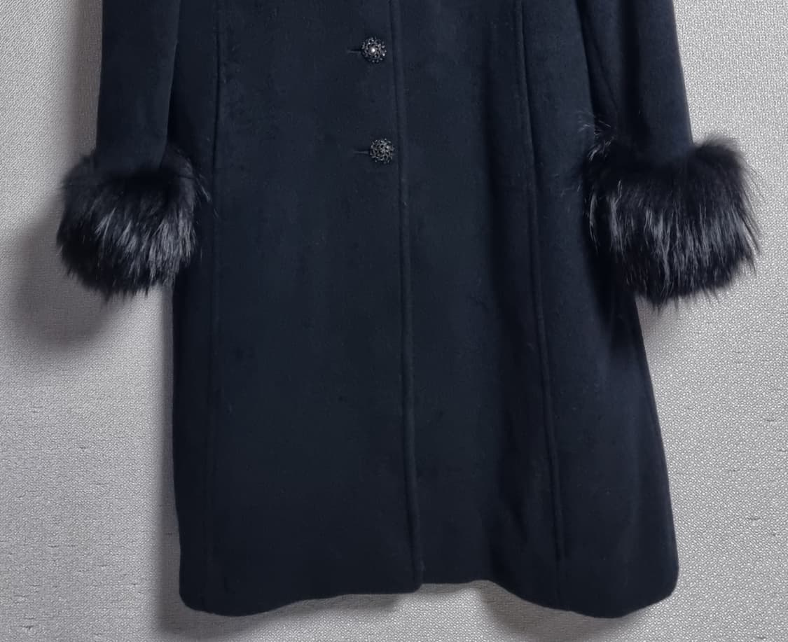 8사이즈 (55) ST.JOHN 센죤 블랙 앙고라/폭스퍼 코트 상품이미지2