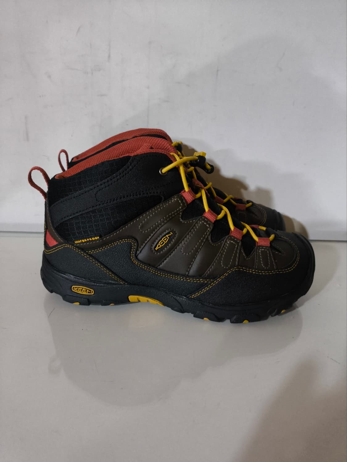 235mm 킨 미드 등산화 상품이미지2