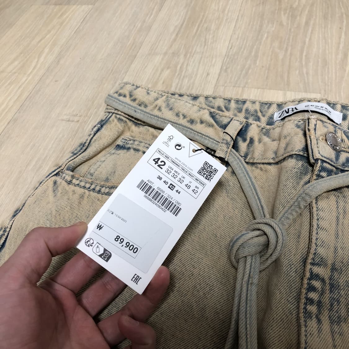 (32) 새상품 자라 ZARA 블리치 워싱 플레어 와이드핏 데님 팬츠 상품이미지4