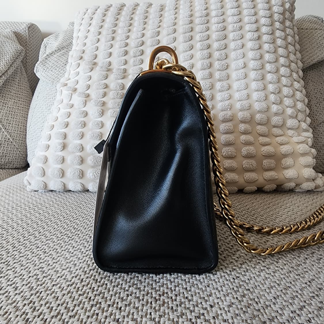 상태최상 프라다 모노크롬 사피아노 레더 체인 숄더백 1BD127 상품이미지4