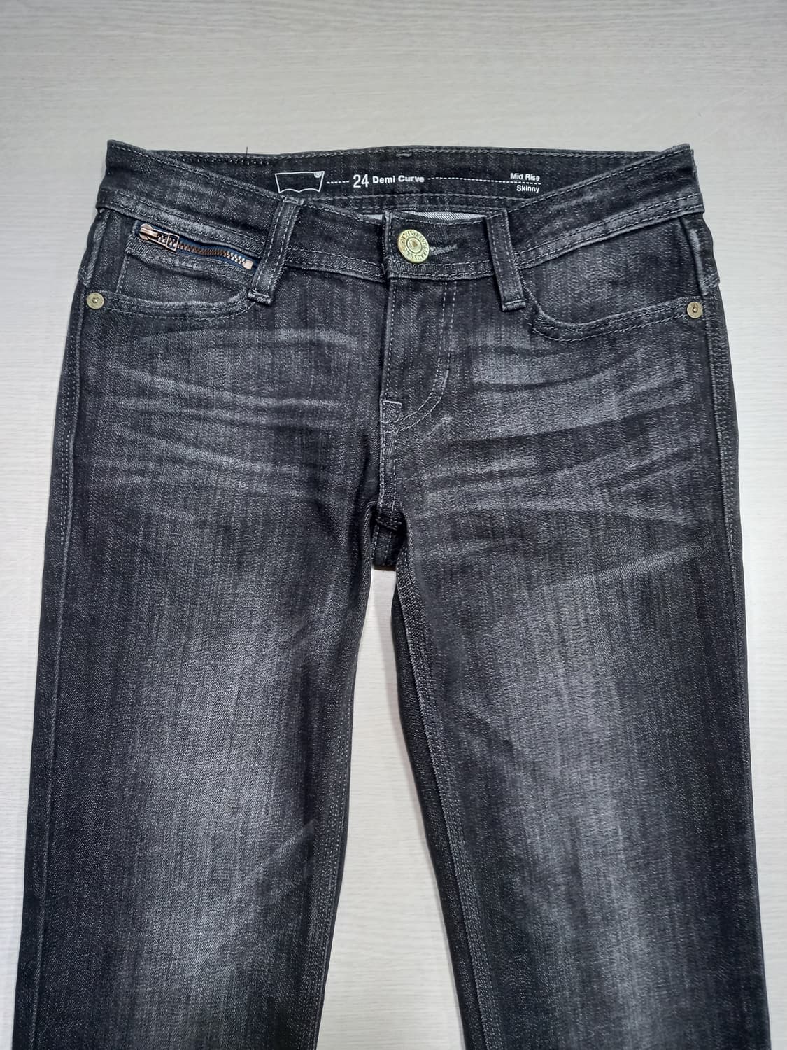 25 리바이스 Demi Curve 워싱 스판스키니 블랙 25-285 상품이미지3
