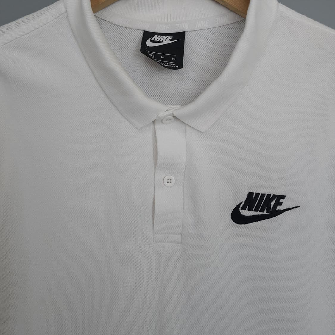 나이키 NIKE 스우시 자수 폴로 반팔 카라티 화이트 XL 상품이미지2