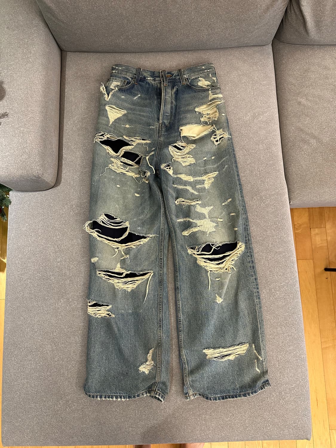 [XS] 발렌시아가 디스트로이드 데님 상품이미지1