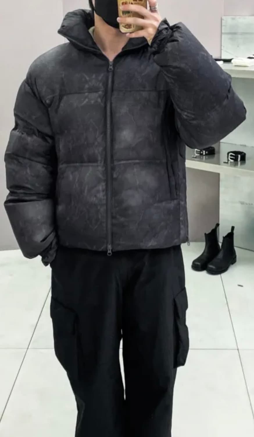 인사일런스 스머핑 그래픽 다운 자켓 Black 상품이미지4