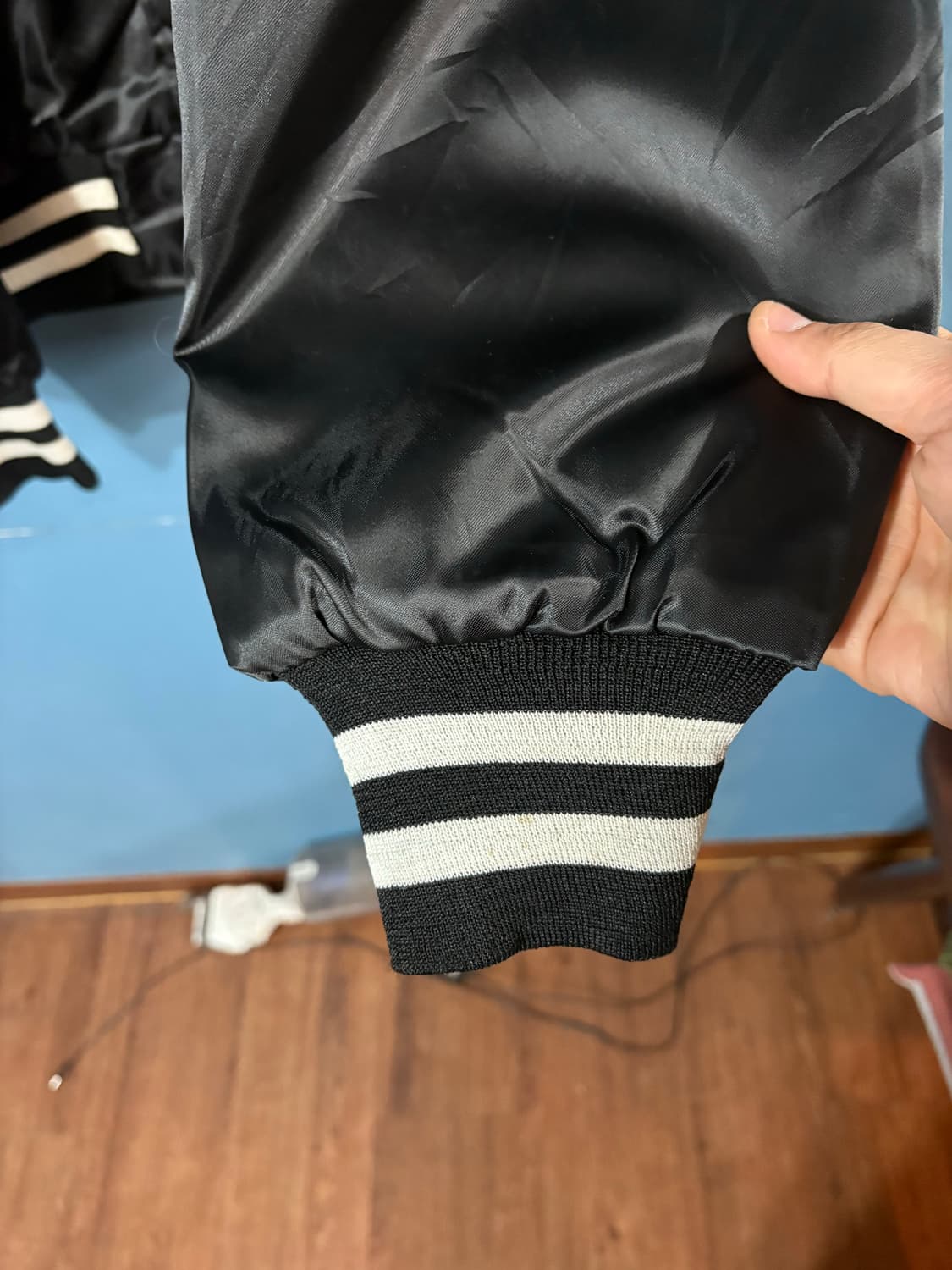 80-90‘s USA Holloway varsity Jacket. 상품이미지5