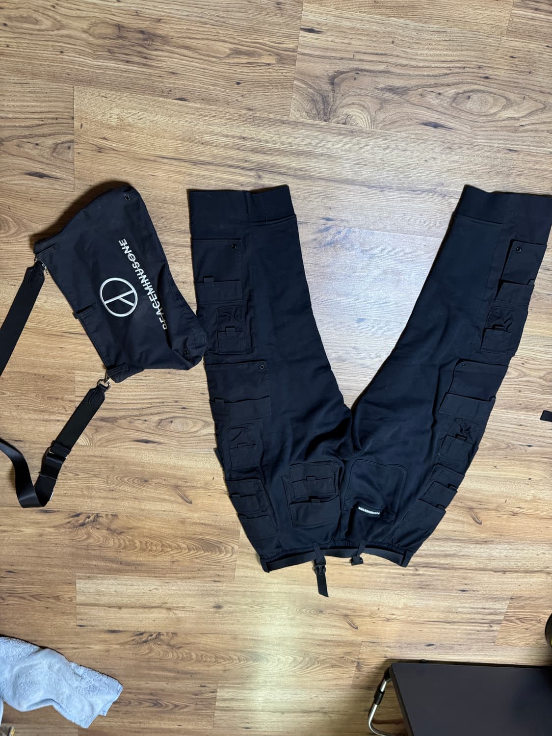 나이키 피스마이너스원 카고 바지 상품이미지3