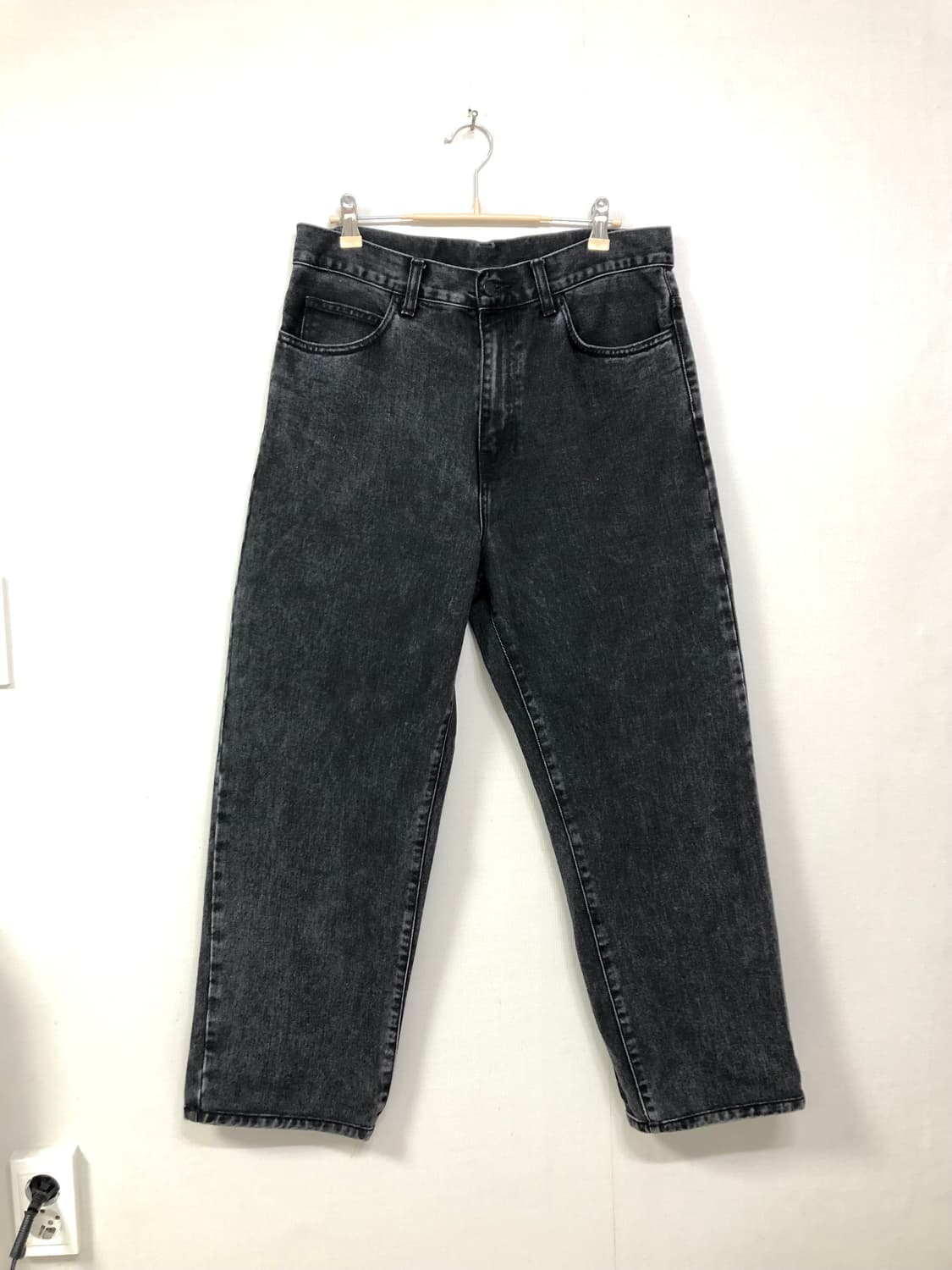 칼하트wip 블랙 워시드 흑청 와이드 데님팬츠 30 상품이미지2