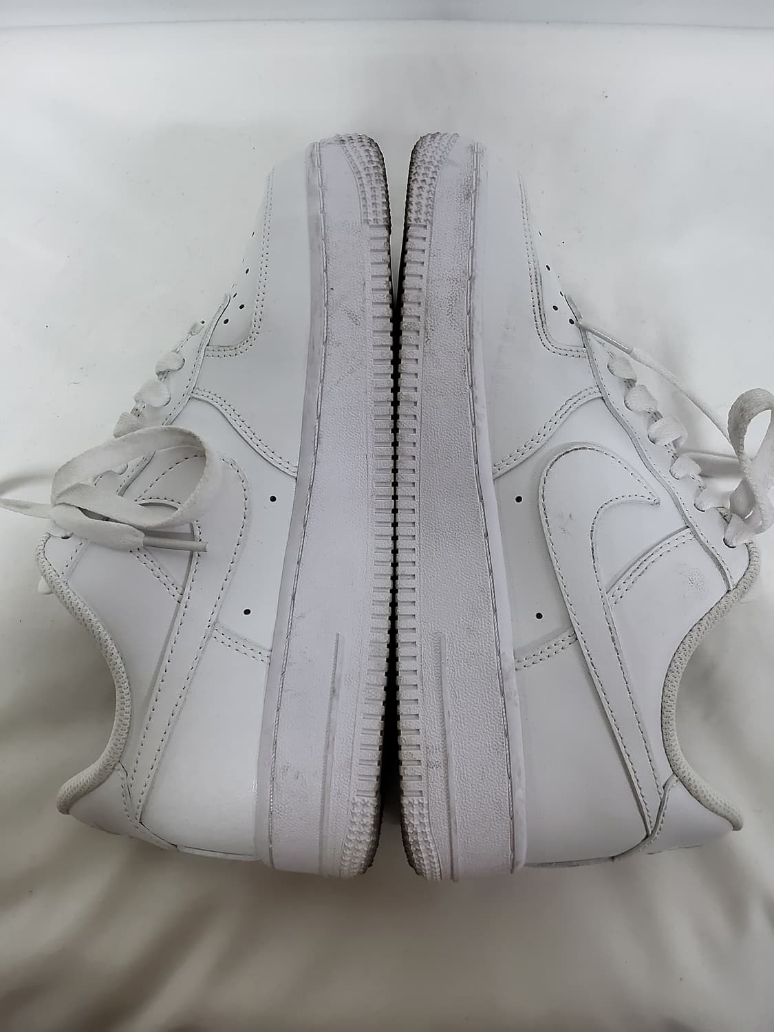 나이키 에어포스1 화이트 정품 245사이즈 상품이미지4