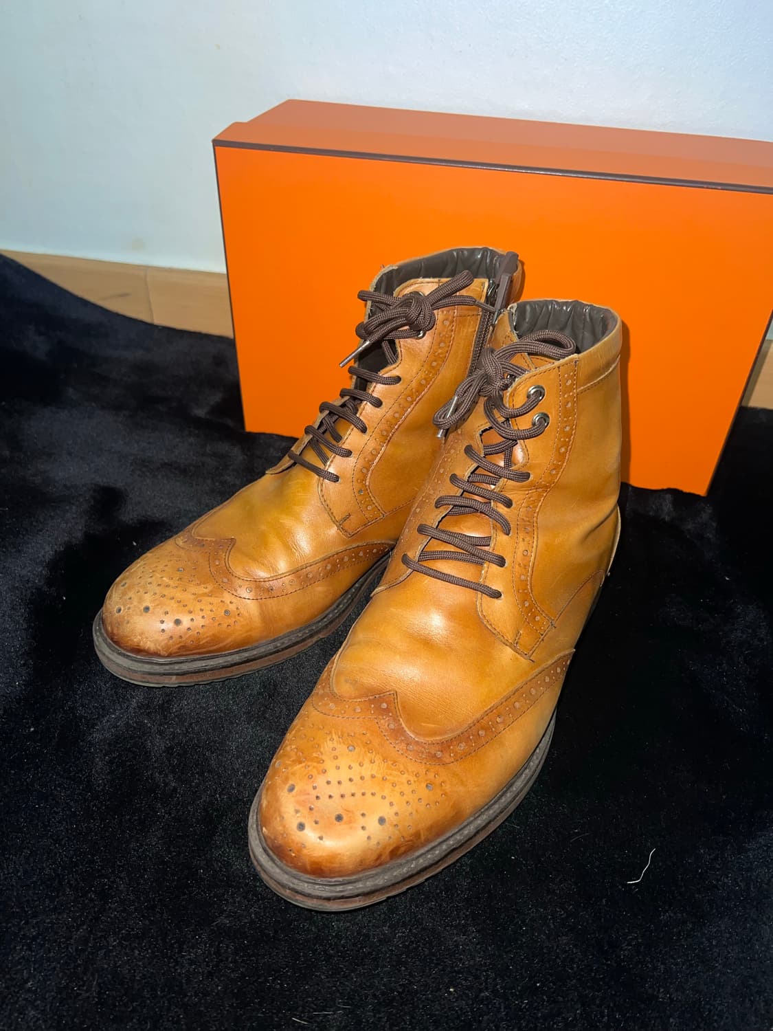 Classic wing tip leather boots 270 상품이미지1