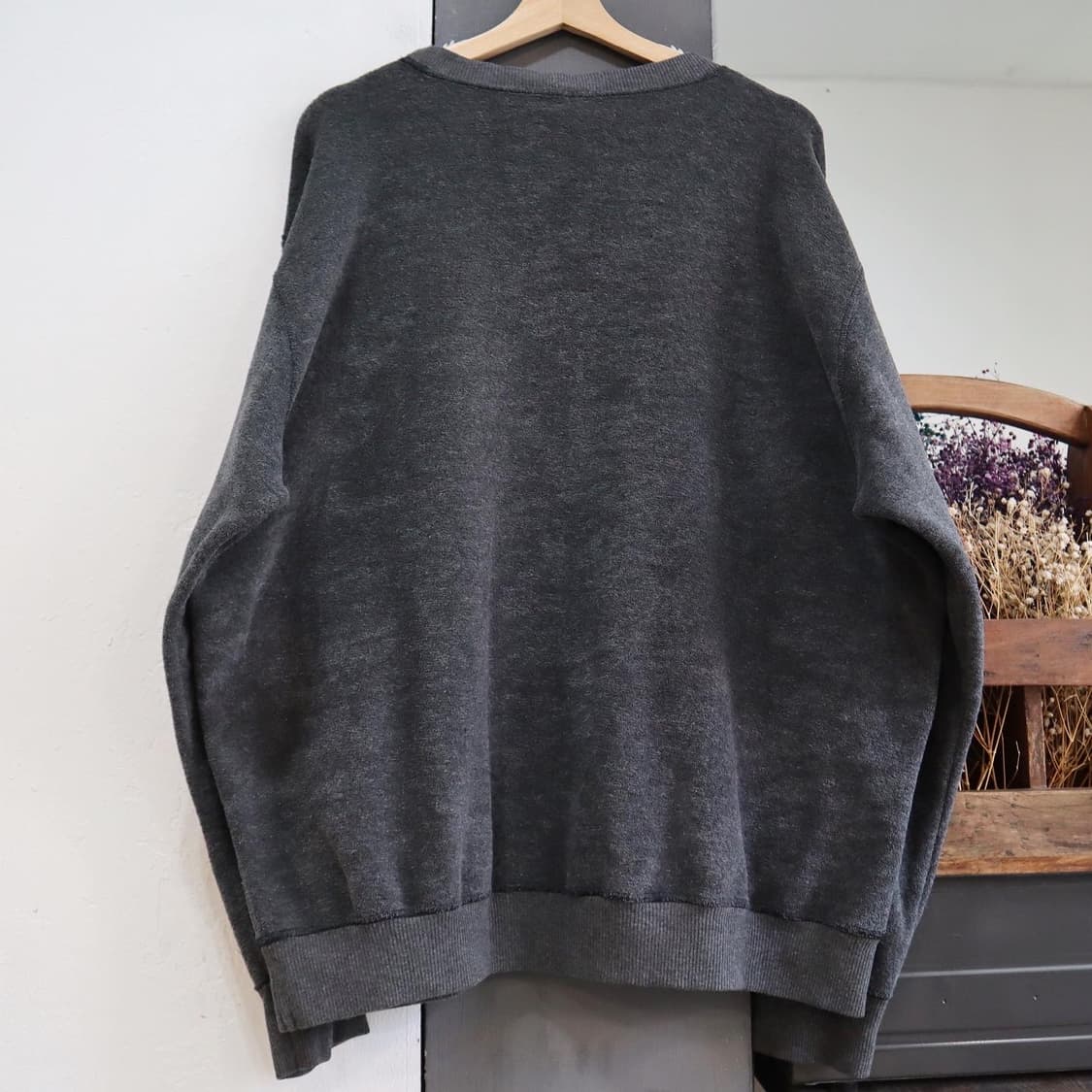 펜디 스펠아웃 차콜 맨투맨 상품이미지4