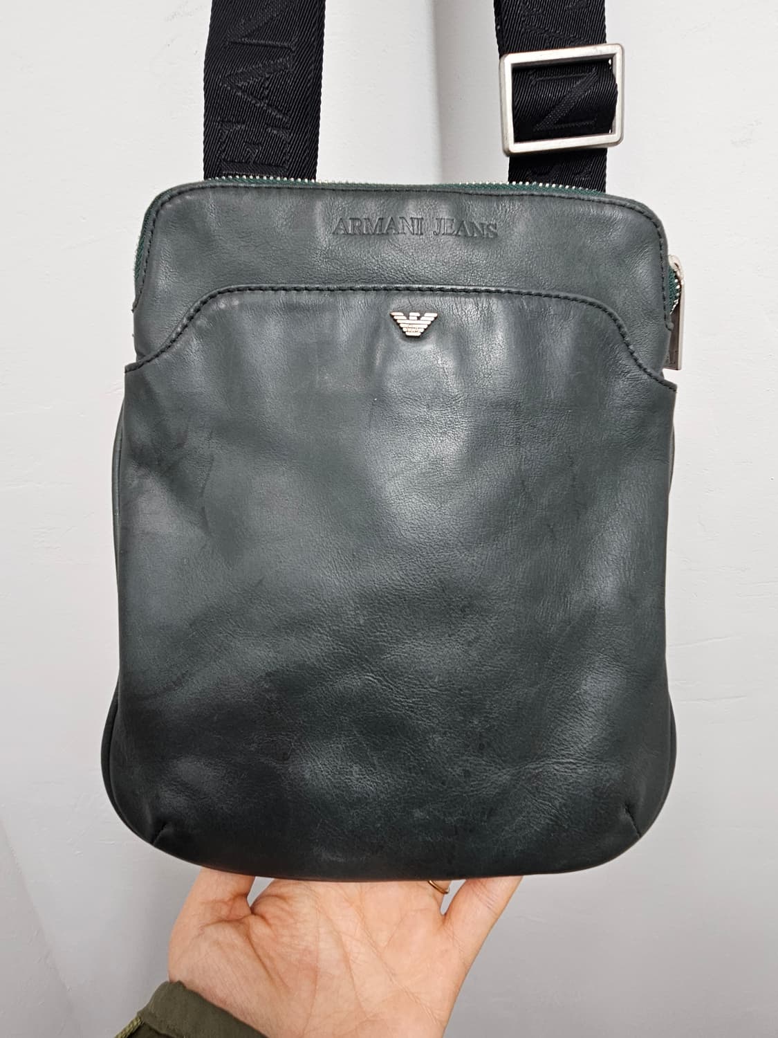 아르마니진(Armani Jeans) 빈티지 가죽 크로스백  상품이미지6