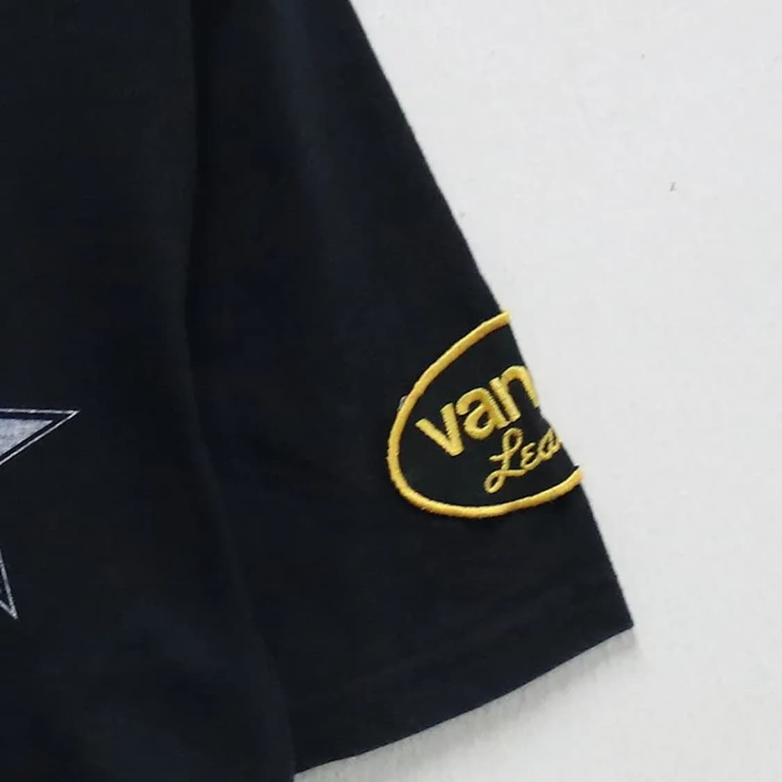 밴슨 레더 로고 반팔 티셔츠 55665 상품이미지4