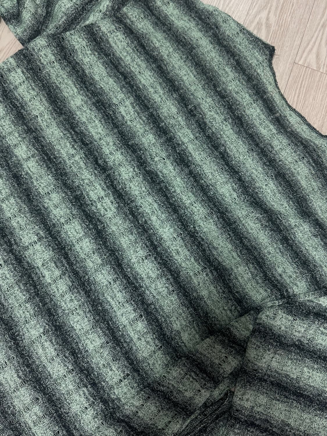 그린 데미지 스트라이프 니트 상품이미지3