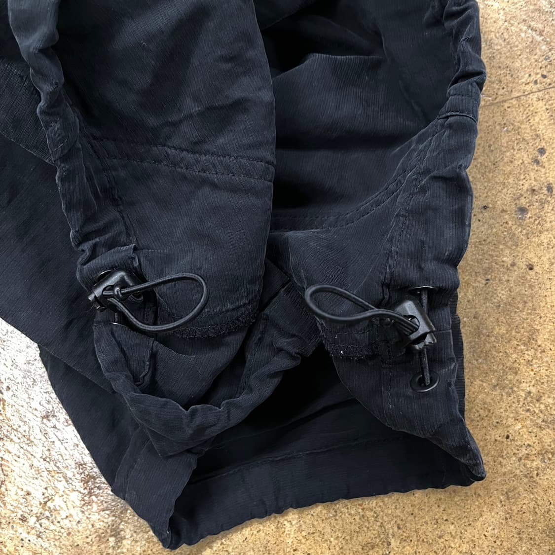 [정품/90,S] 엄브로 블랙 후드 바람막이 자켓 b15 상품이미지5