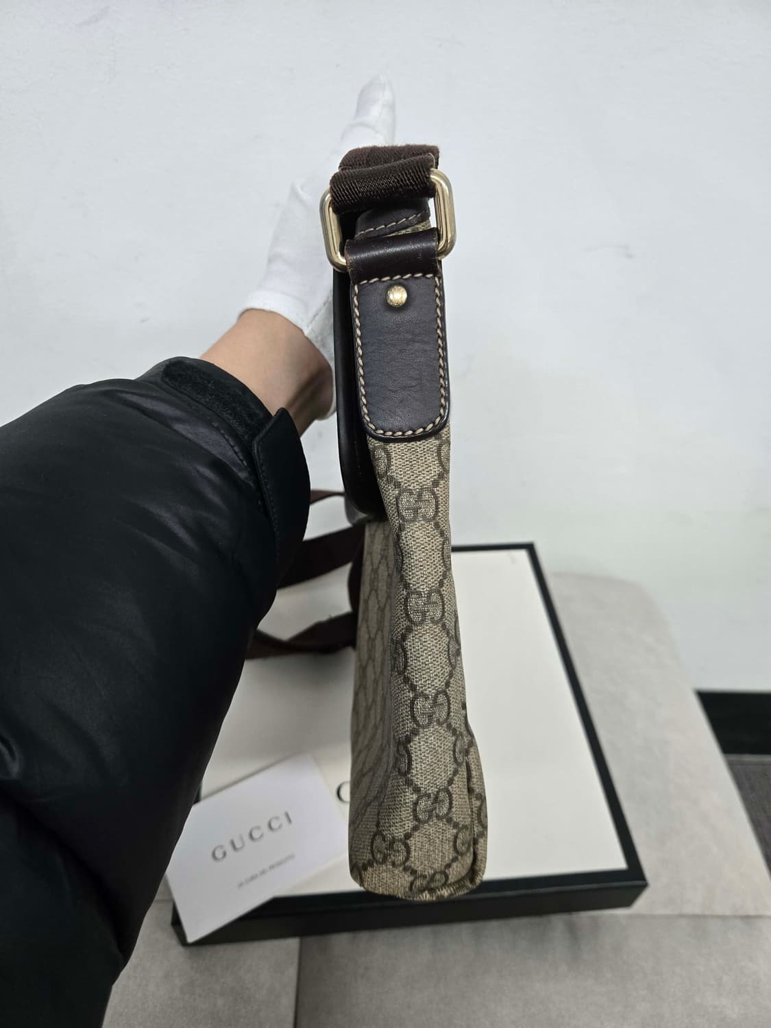 [보증서 정품] 구찌 시그니처 메신저백 상품이미지4