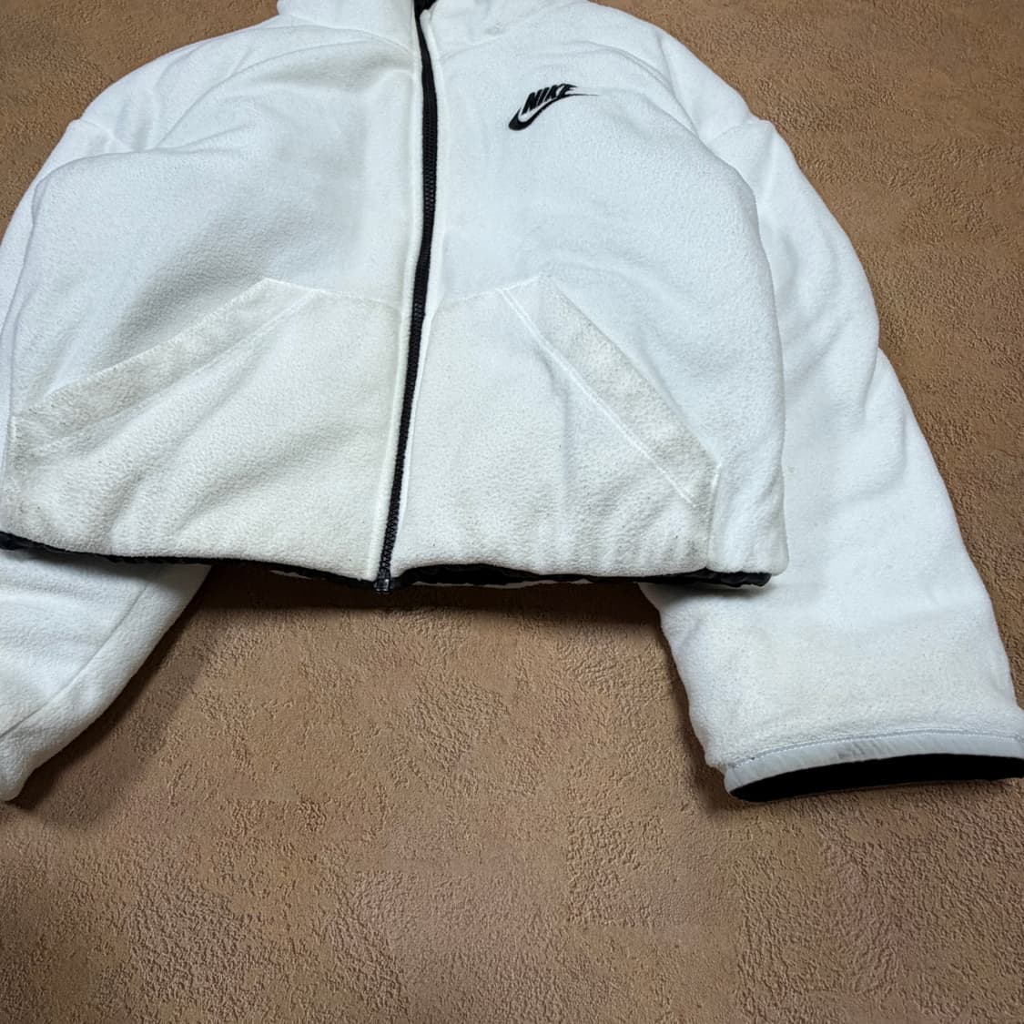 나이키 우먼스 써마핏 빅스우시 리버시블 숏패딩 상품이미지5