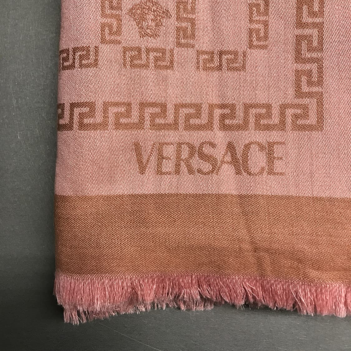 베르사체 실크 스카프 상품이미지5