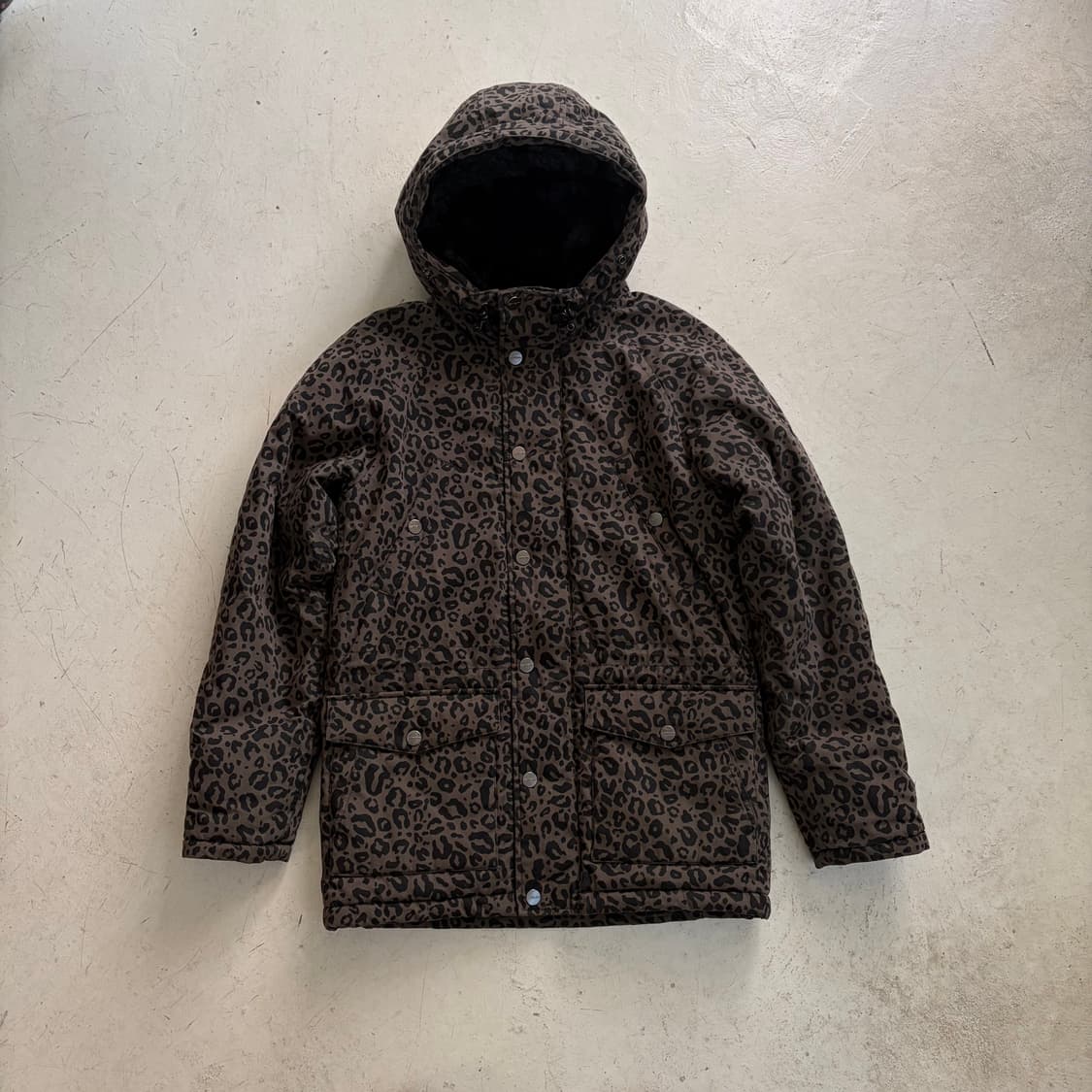 칼하트 트래퍼 레오파드 파카 XS 상품이미지1