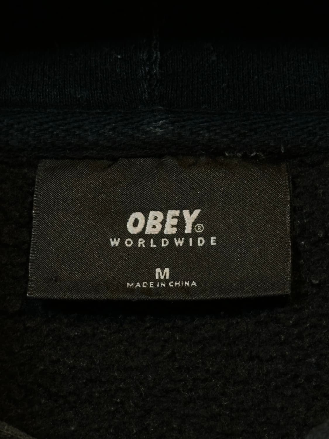 오베이 OBEY 코듀로이 스펠로고 후드티 블랙 상품이미지4