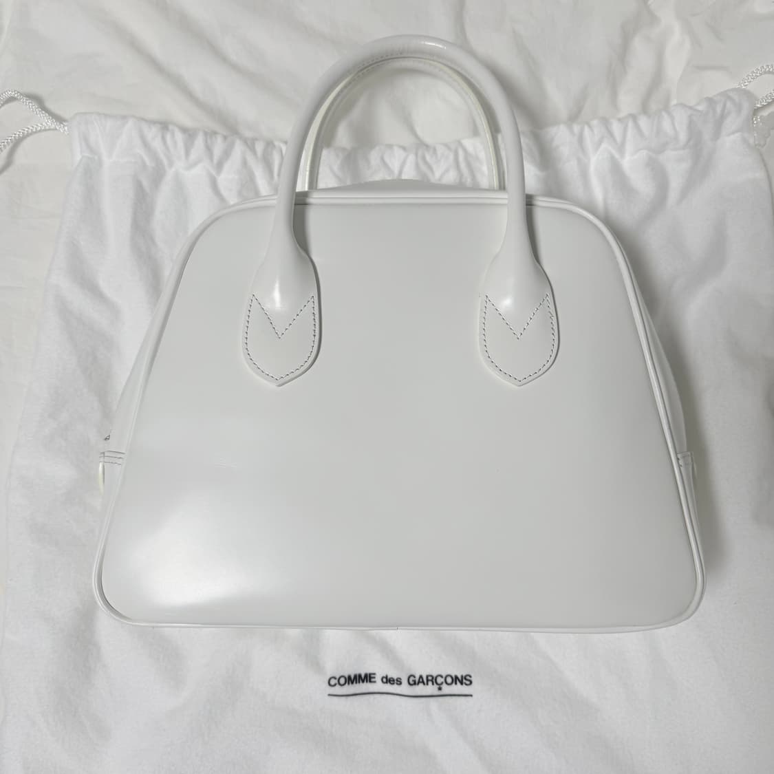 꼼데가르송 아오야마백 라운드 3호 화이트 토트백  상품이미지1