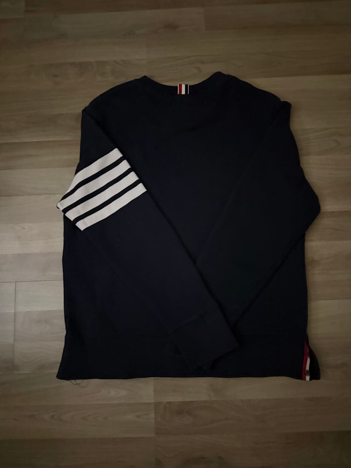 톰브라운 사선완장 맨투맨 4size 상품이미지2