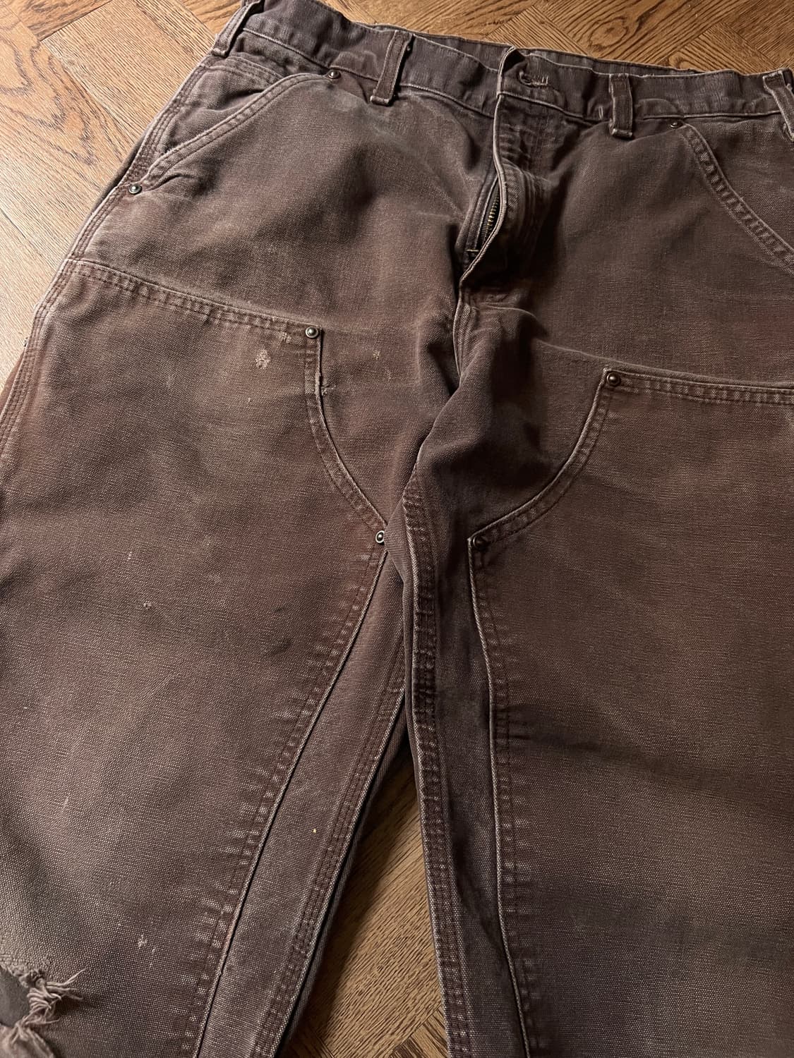 [33]칼하트 USA 데미지드 워싱 다크브라운 더블니 워크 팬츠 상품이미지5