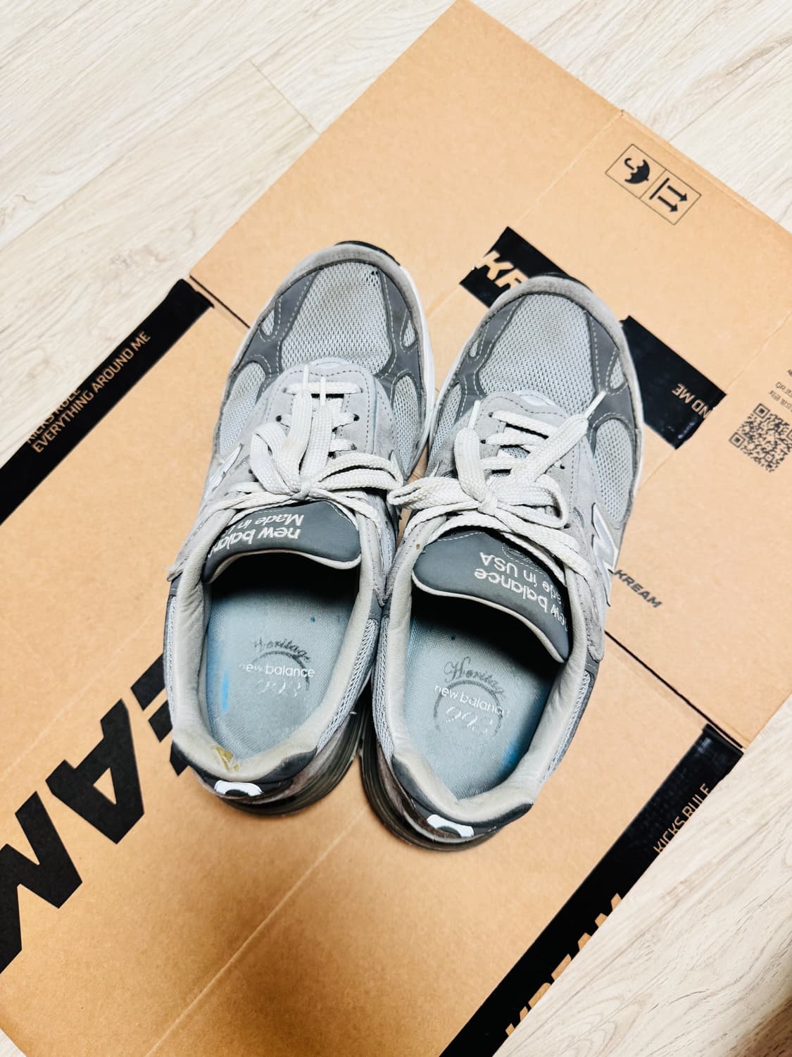 뉴발란스 993 발볼 2E 275사이즈 상품이미지1