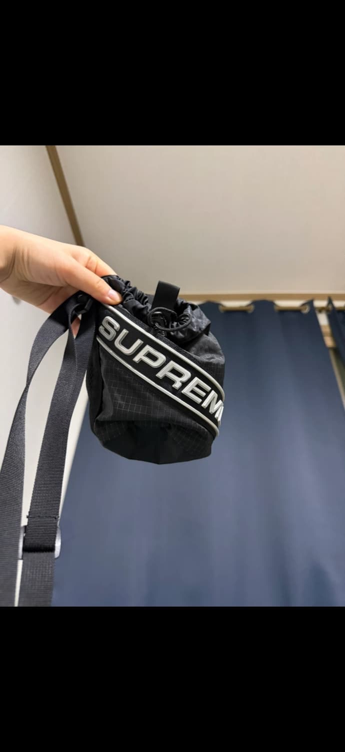 슈프림 스몰 신치 파우치 블랙 23fw 상품이미지2