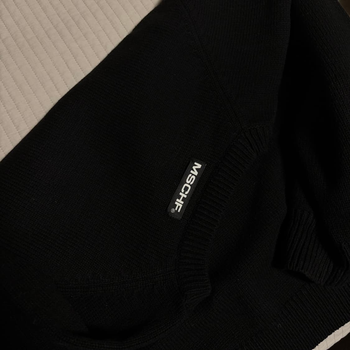 미스치프 니트 상품이미지3