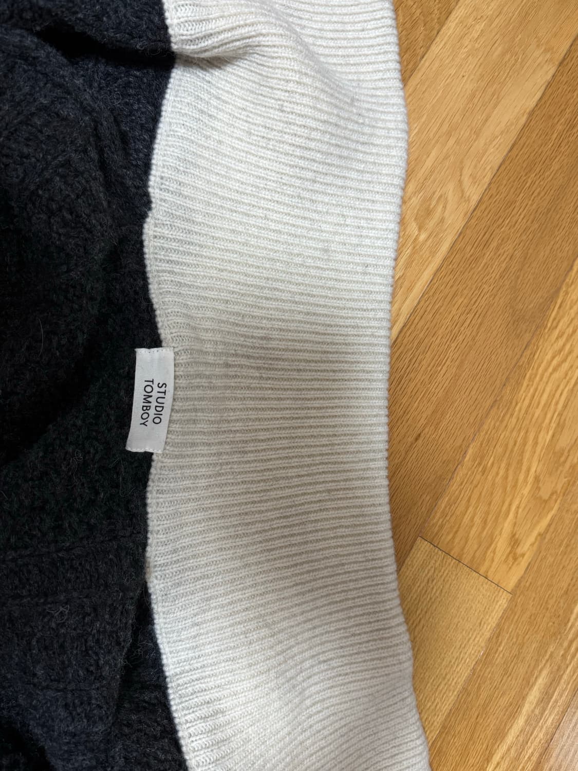 톰보이 토글 가디건 상품이미지8