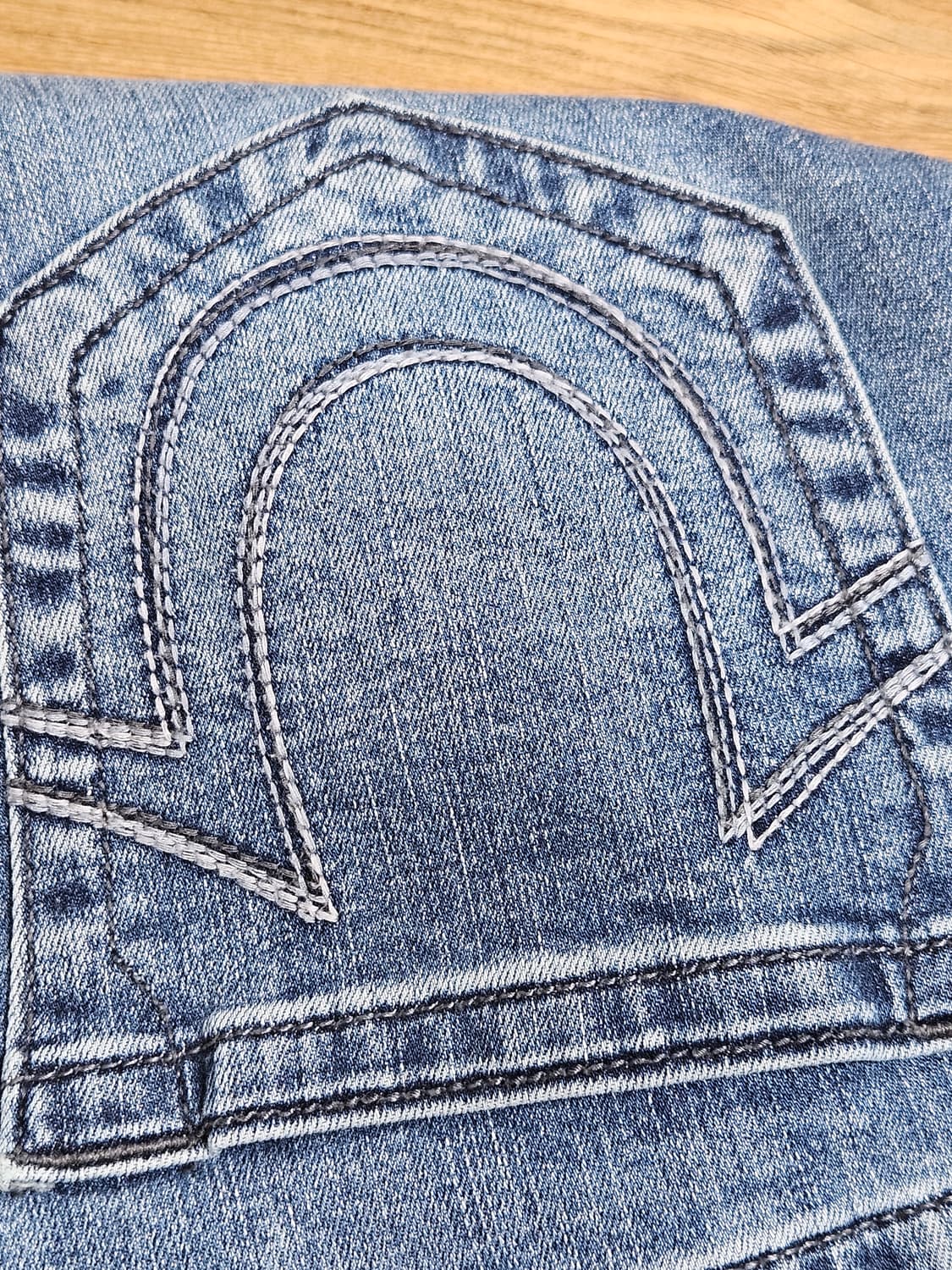 트루릴리전 슬림 스트레이트 팬츠 32 사이즈 상품이미지6