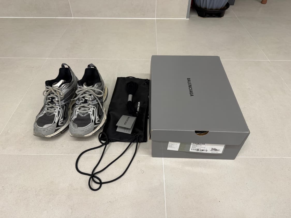 발렌시아가 엑스팬더 xpander 그레이 43 상품이미지2