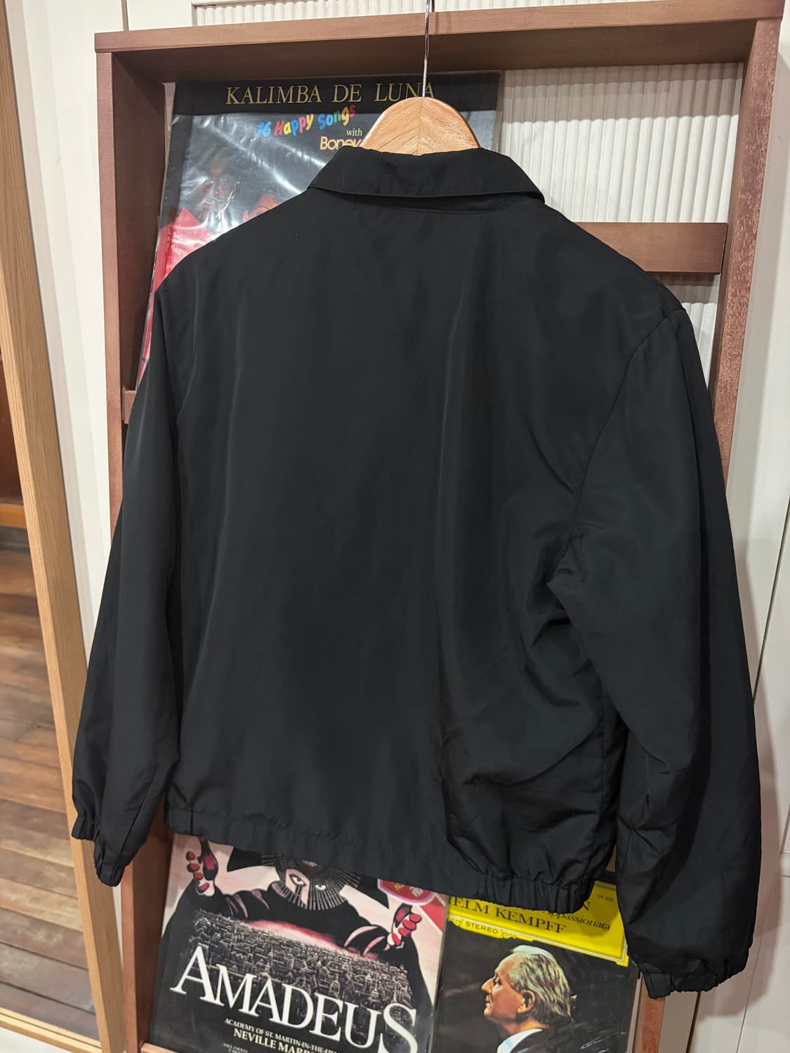 폴로 랄프로렌 헤링턴 자켓 블랙/레드 상품이미지6