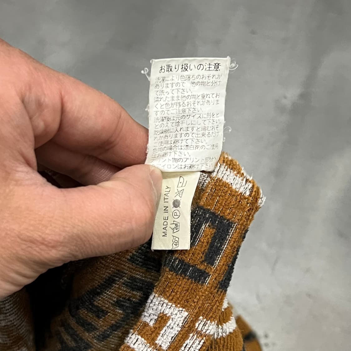  90s 펜디 주카 패턴 반팔티 y16027 상품이미지8