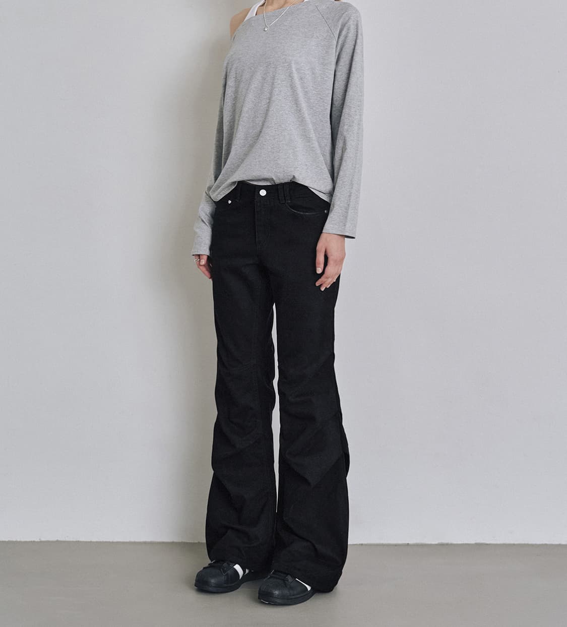 데케트우먼 플레어 셔링 팬츠 부츠컷 바지 교환 상품이미지1