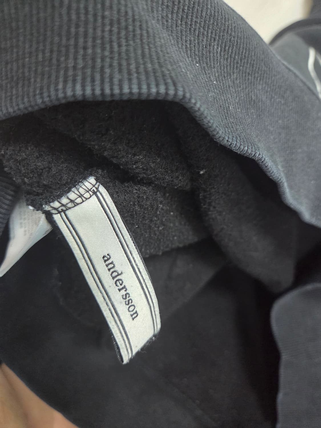 앤더슨벨 블랙 후드티 L사이즈 팝니다 상품이미지4