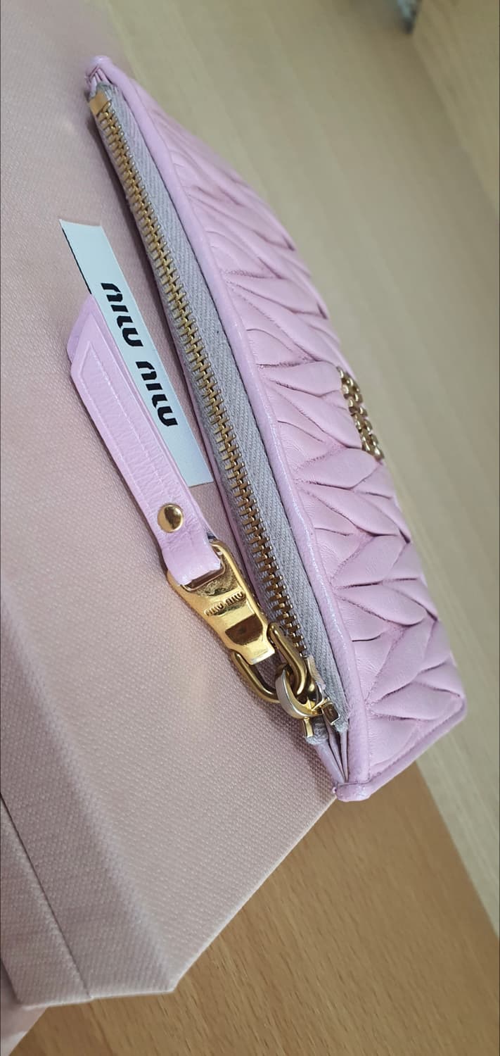 미우미우 마틀라세 카드지갑/지갑 정품A급(보증서O) 상품이미지5