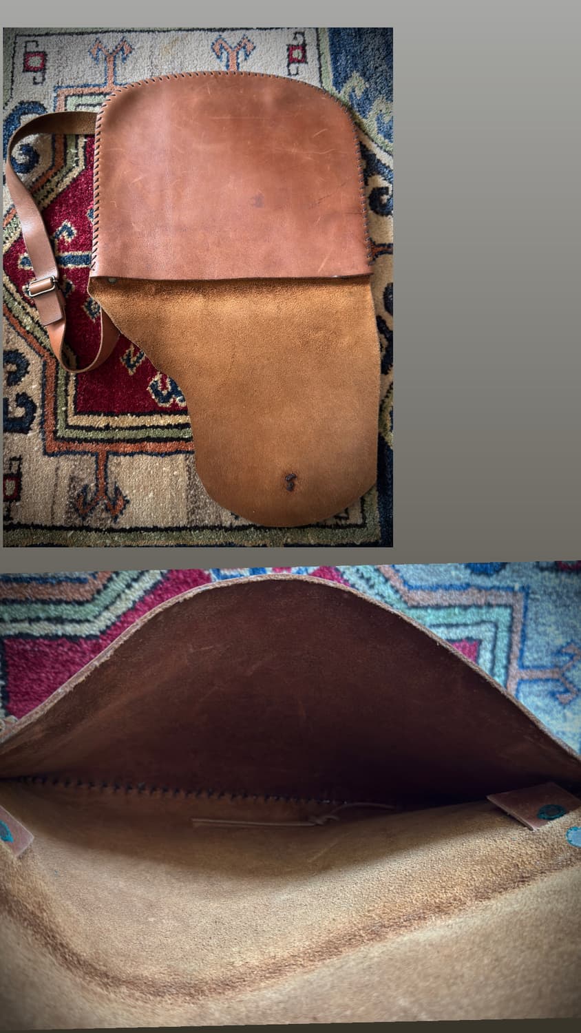 Oak wood button Amber Stitch 레더 크로스백 상품이미지10