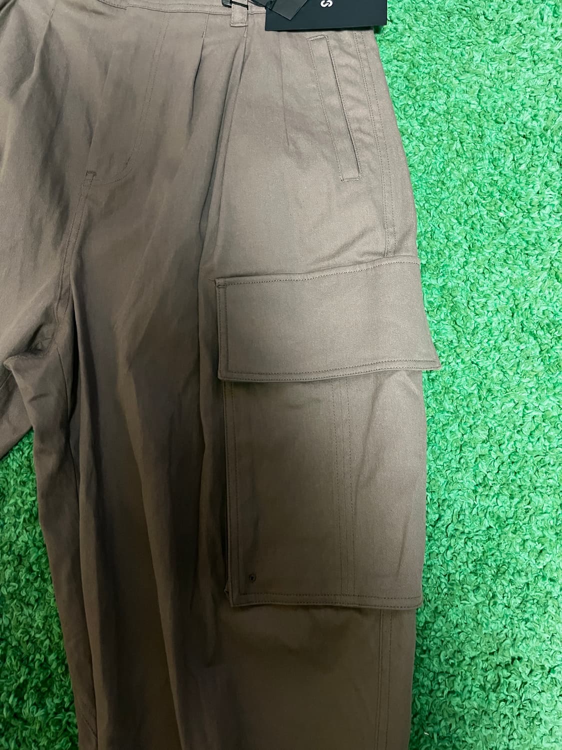 송지오옴므 그레이 카고 조거 팬츠 상품이미지3