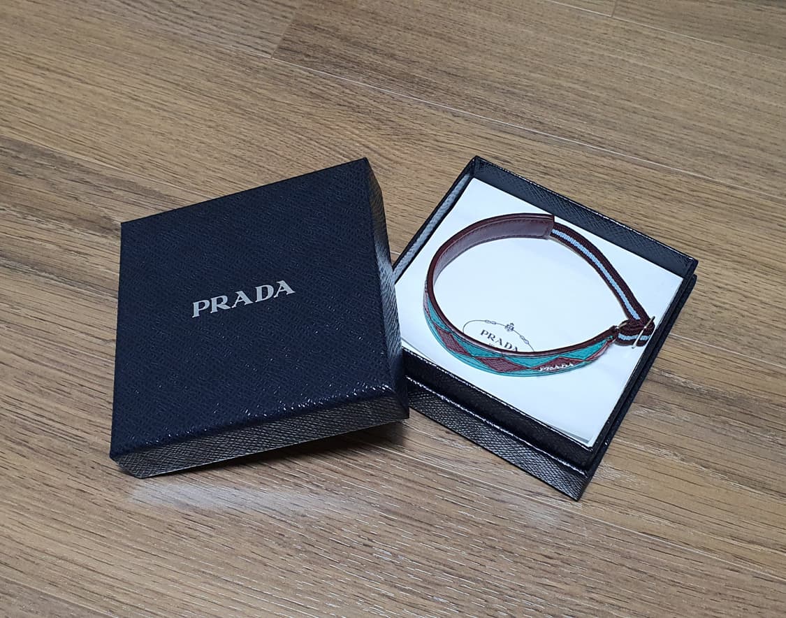 프라다 사피아노 레더 팔찌 상품이미지6