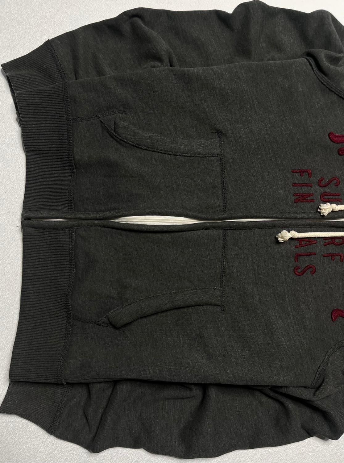 홀리스터 차콜 여성 후드집업 상품이미지3