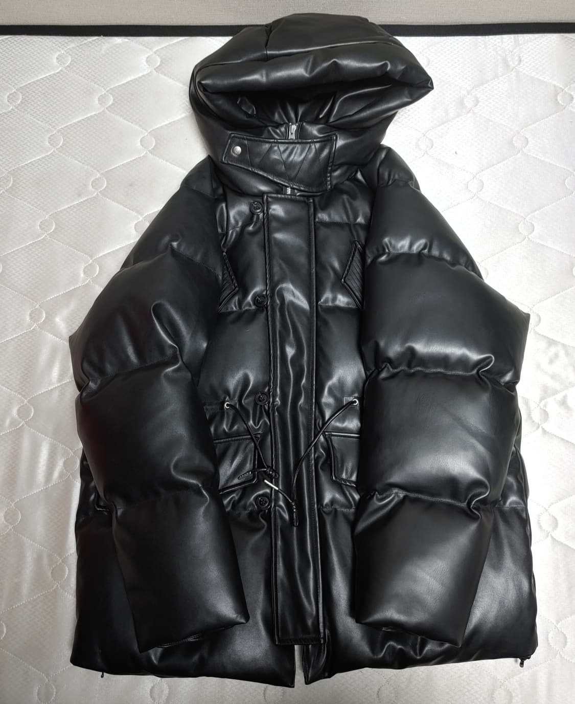 유니폼브릿지 비건레더 카라코람 상품이미지1