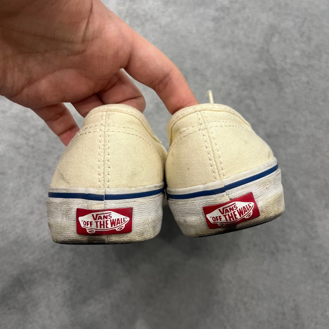 230 반스 어센틱 스니커즈 상품이미지3