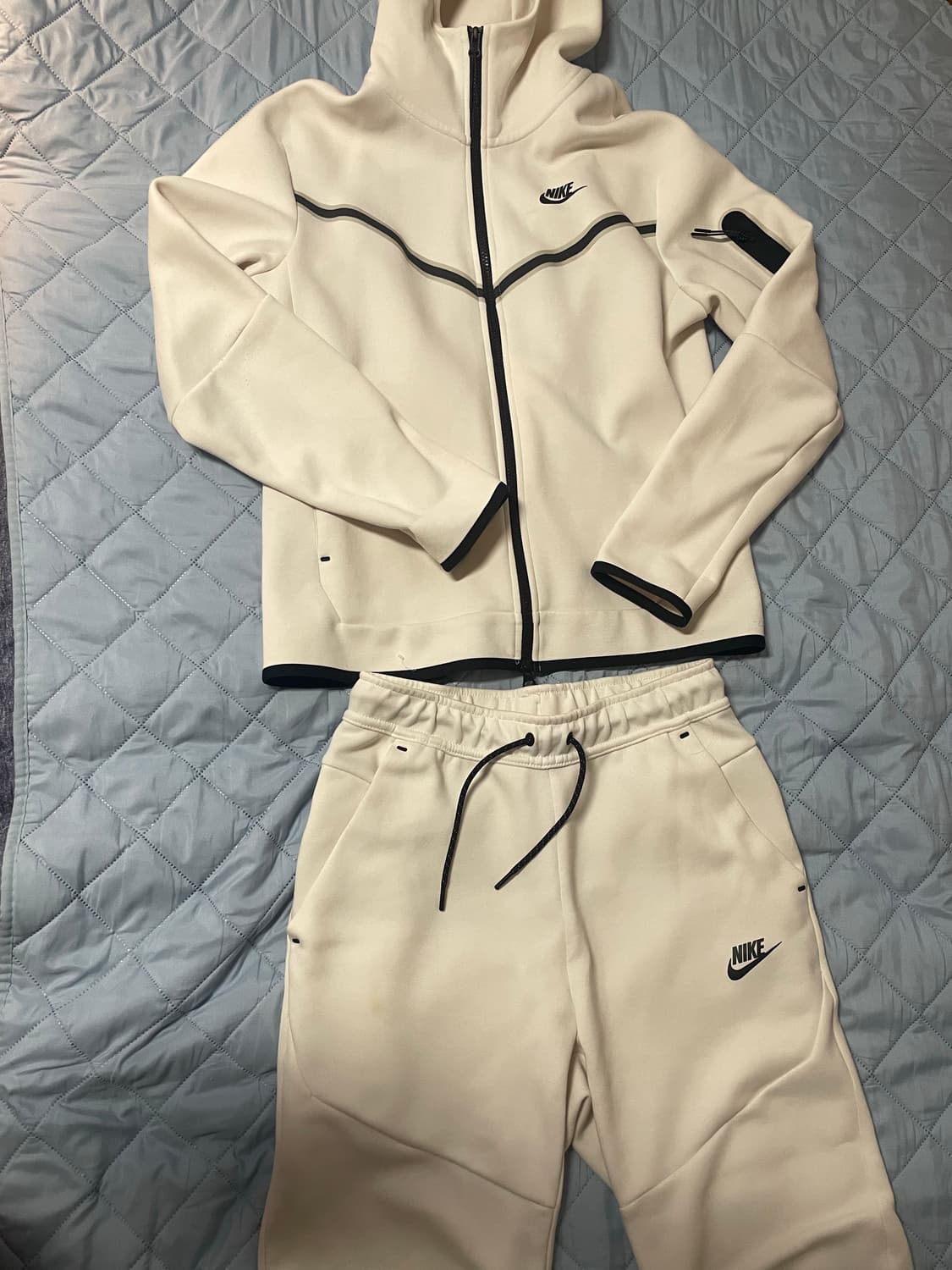 나이키 테크팩 화이트 셋업 (희귀매물) 상품이미지2