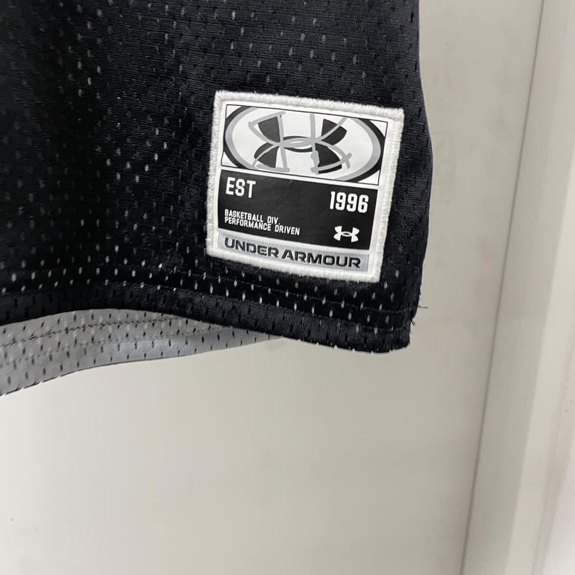 언더아머 매쉬 나시 S 상품이미지3