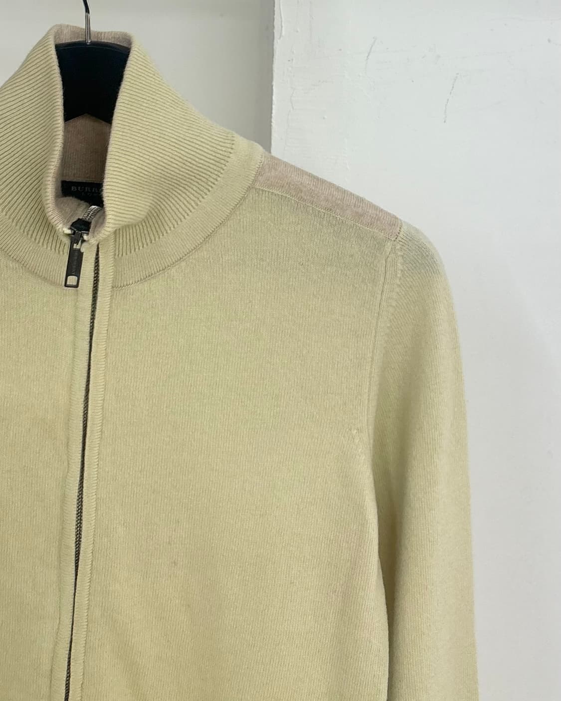 버버리 옐로우 울 캐시미어 니트 집업 상품이미지4