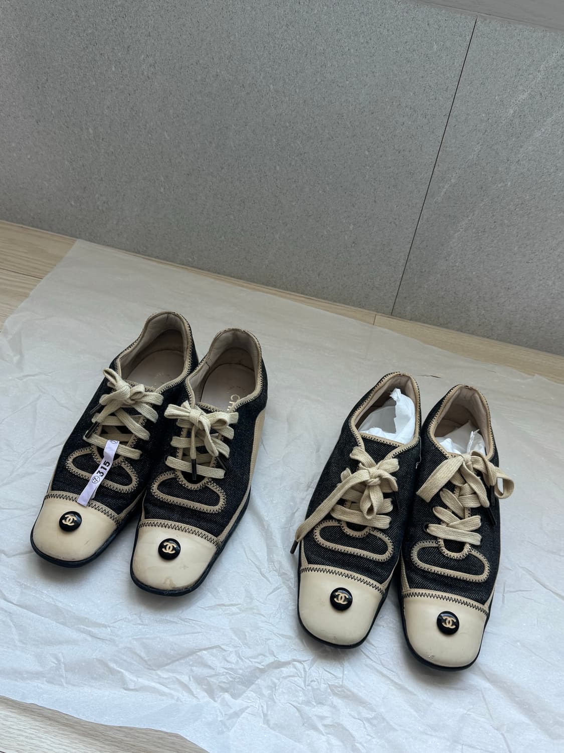 샤넬 80’s 빈티지 데님 코코마크 스니커즈 상품이미지1