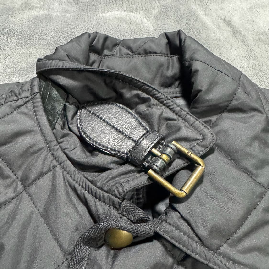 폴로랄프로렌 여성 블랙 퀄팅 경량패딩 상품이미지3