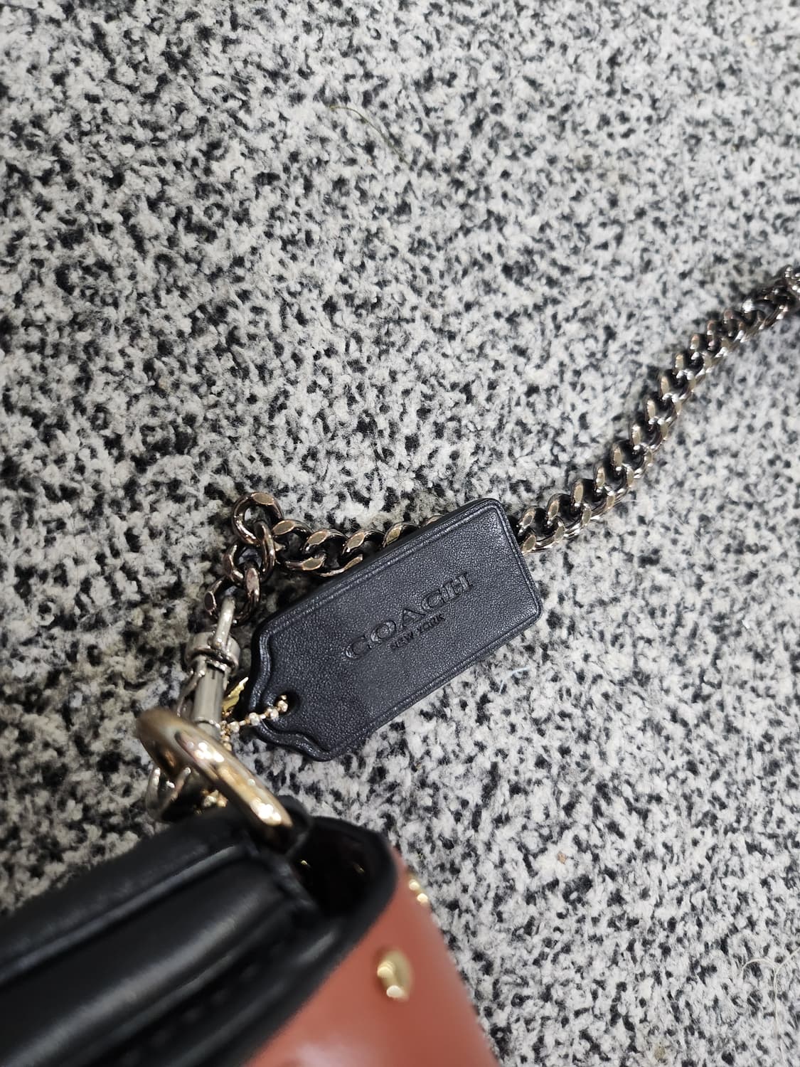 코치 조지 시그니처 캔버스 숄더백  상품이미지7